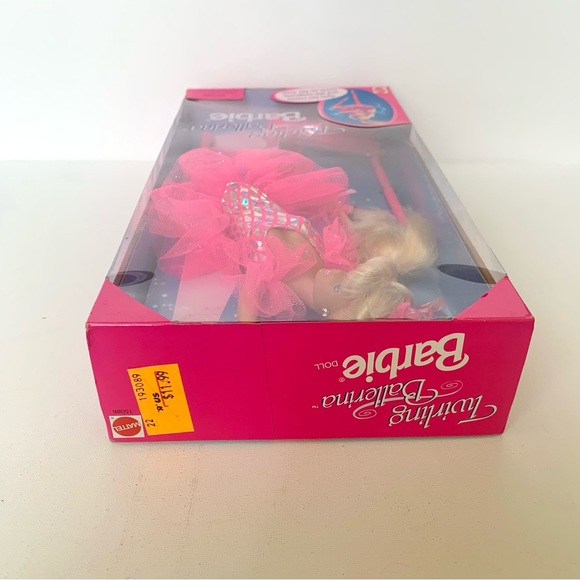 Twirling Ballerina Barbie - In Box - collectible- 1995 - Picture 3 of 7